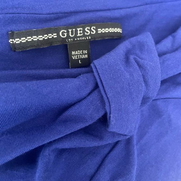 GUESS Womens Twist-Front Off The Shoulder Blouse - Picture 4 of 10